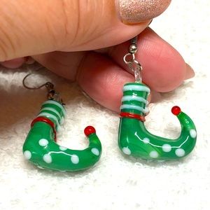 2/20 Resin elf earrings